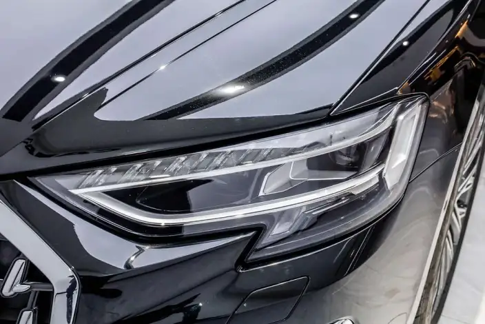 Audi A8 2023 Model A8L 50 TFSI quattro Exclusive Model – фото 8