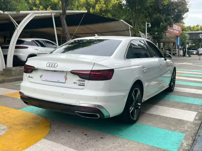 Audi A4 L 2020 Model 40 TFSI quattro Luxury Dynamic Model – фото 5