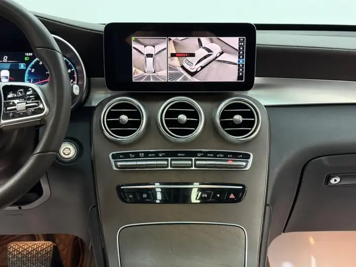 Mercedes-Benz GLC 2020 Model GLC 300 L 4MATIC Dynamic Model – фото 10