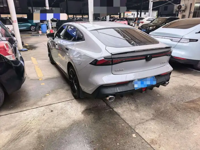 Changan UNI-V 2022 Model 1.5T Noble Model – фото 4