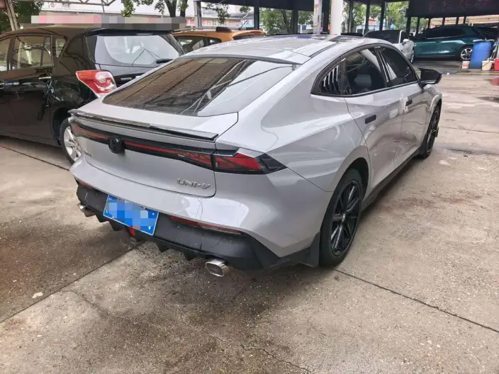 Changan UNI-V 2022 Model 1.5T Noble Model – фото 6