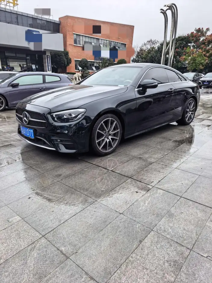 Mercedes-Benz E-Class Imported 2023 Model E 260 4MATIC Coupe – фото 1