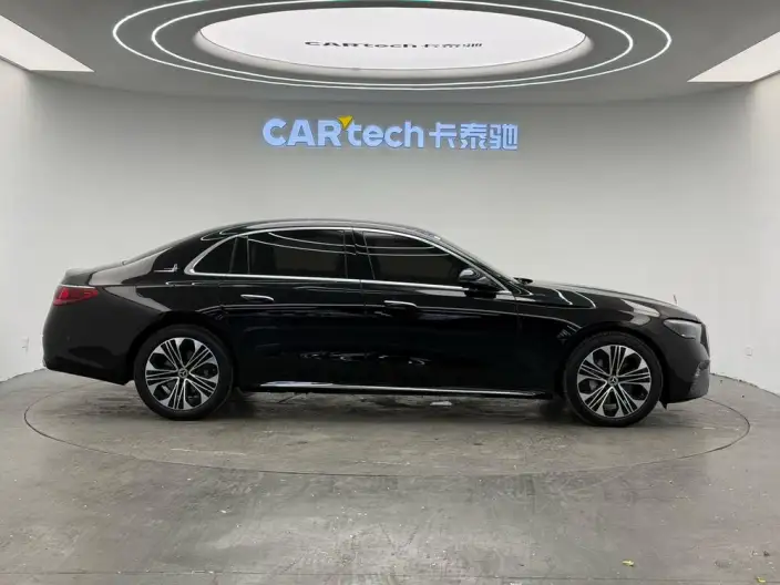Mercedes-Benz E-Class 2025 Model E 300 L Luxury Model sedan – фото 8