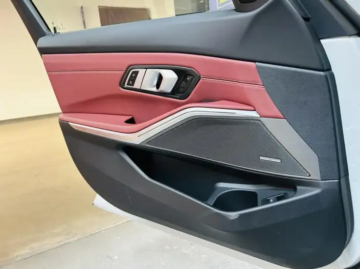 BMW 3 Series 2025 Model 330Li M Sports Night Set – фото 7