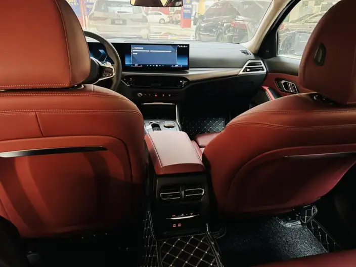 BMW 3 Series 2025 Model 330Li M Sports Night Set – фото 9