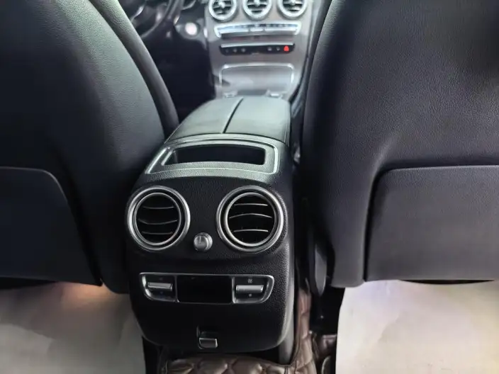 Mercedes-Benz GLC 2021 Model GLC 300 L 4MATIC Dynamic Model – фото 6