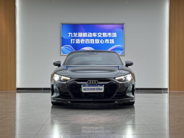 AUDI e-tron GT 2023 Basic model – фото 2