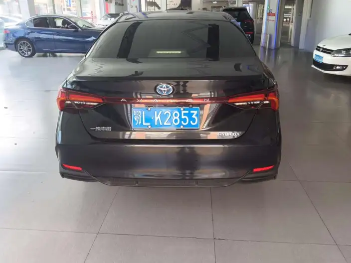 Toyota Avalon 2022 Model Hybrid 2.5L Deluxe Edition – фото 5