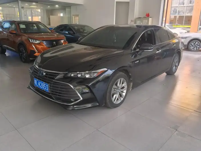 Toyota Avalon 2022 Model Hybrid 2.5L Deluxe Edition – фото 10