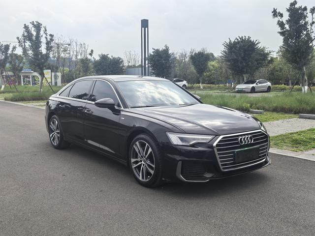 Audi A6L 2021 40 TFSI Luxury Sport – фото 3