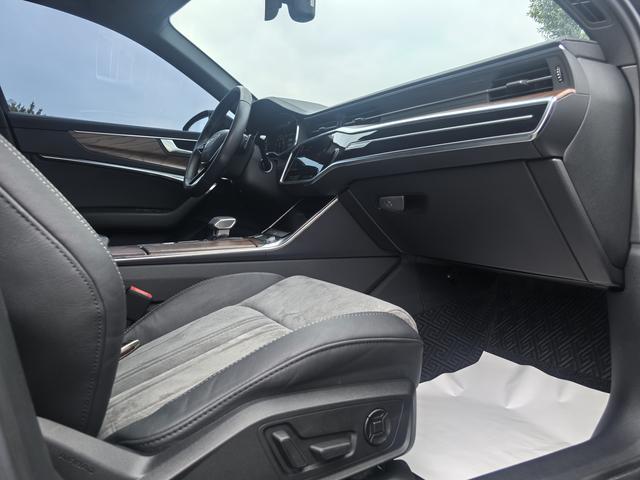 Audi A6L 2021 40 TFSI Luxury Sport – фото 8