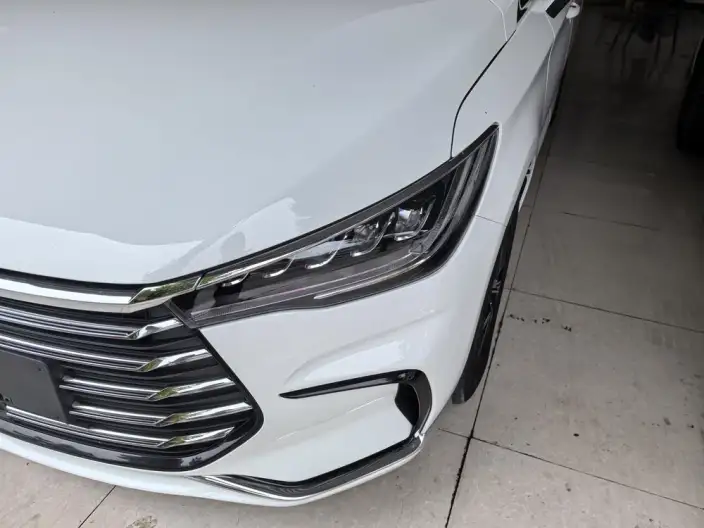 BYD Song MAX DM 2022 Model DM-i 105KM Executive Edition – фото 7