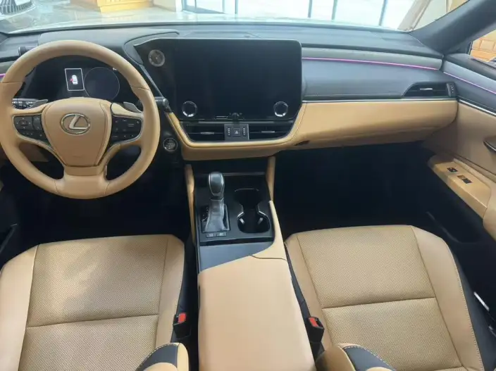 Lexus ES 2025 Model 300h Premium – фото 6