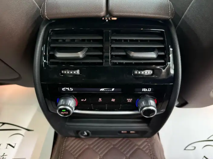 BMW 5 Series 2022 Model Facelift II 530Li Exclusive Model M Sports Set – фото 10