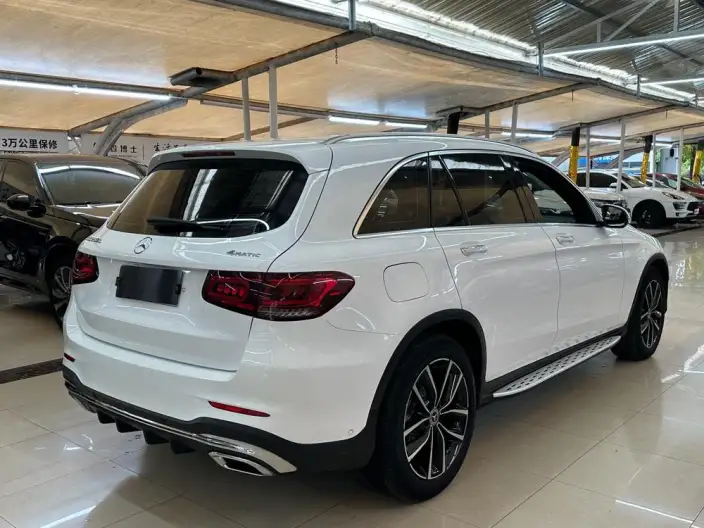 Mercedes-Benz GLC 2020 Model GLC 260 L 4MATIC Luxury Model – фото 6