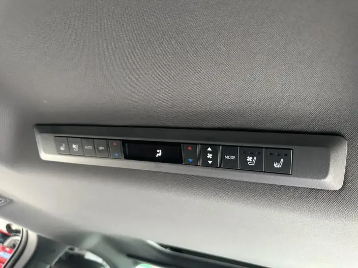 Toyota Sienna 2024 Model Hybrid 2.5L 4WD Premium Edition – фото 7