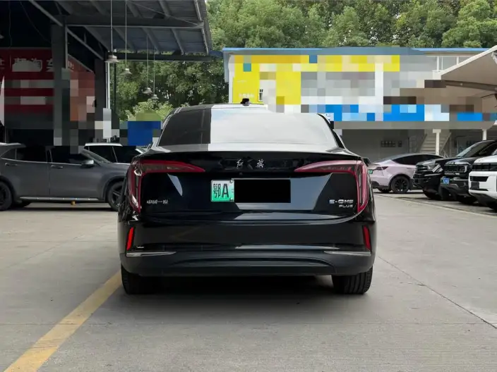 Hongqi E-QM5 2024 Model 610KM PLUS Edition 100kW – фото 5