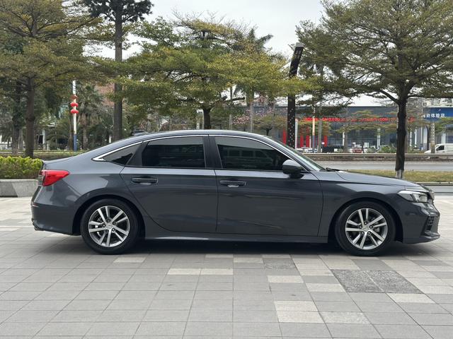 Honda Civic 2022 240TURBO CVT Dynamic C-Position Special – фото 4