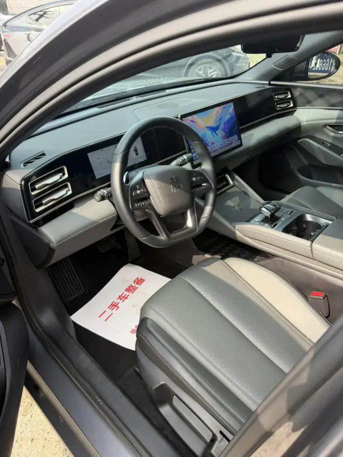 QinL DM 2025 Model Smart Driving Edition DM-i 80KM Leading Model – фото 7