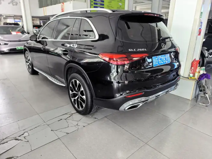 Mercedes-Benz GLC 2023 Model GLC 260 L 4MATIC Dynamic Model 5 seat