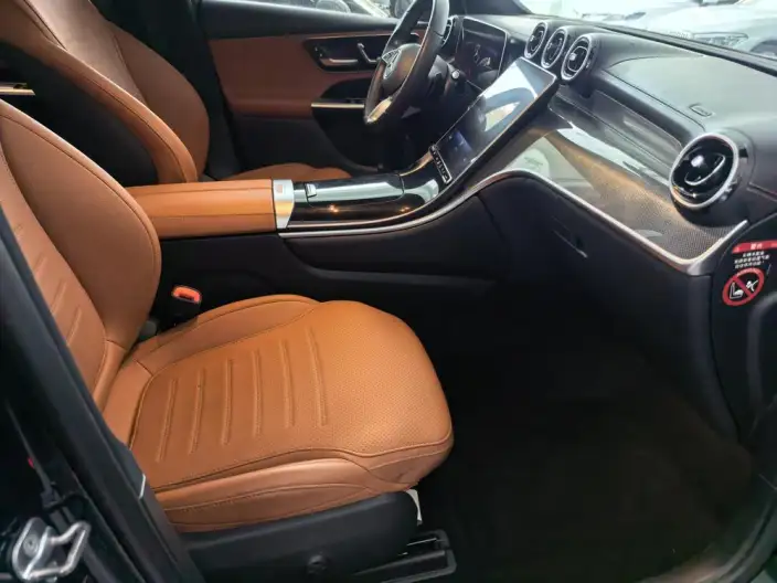 Mercedes-Benz GLC 2023 Model GLC 260 L 4MATIC Dynamic Model 5 seat – фото 8