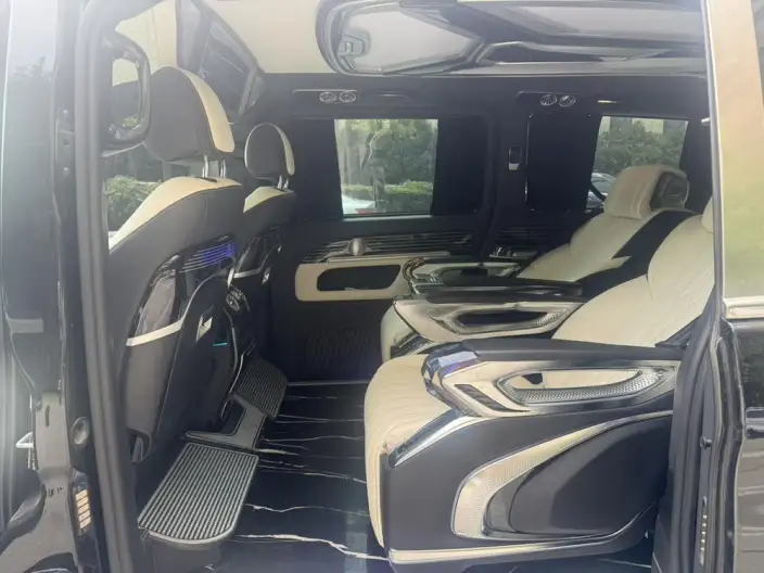 Viano 2023 Model 2.0T Business Edition 7 seat – фото 8