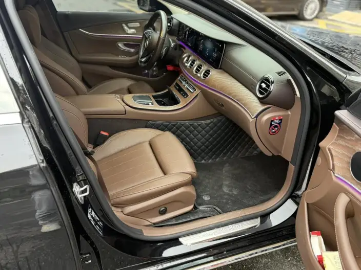 Mercedes-Benz E-Class 2023 Model E 260 L sedan – фото 5