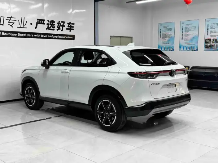 Honda Vezel 2023 Model 1.5L CVT Technology Edition – фото 4