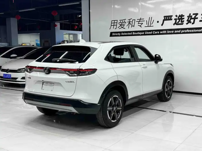 Honda Vezel 2023 Model 1.5L CVT Technology Edition – фото 6