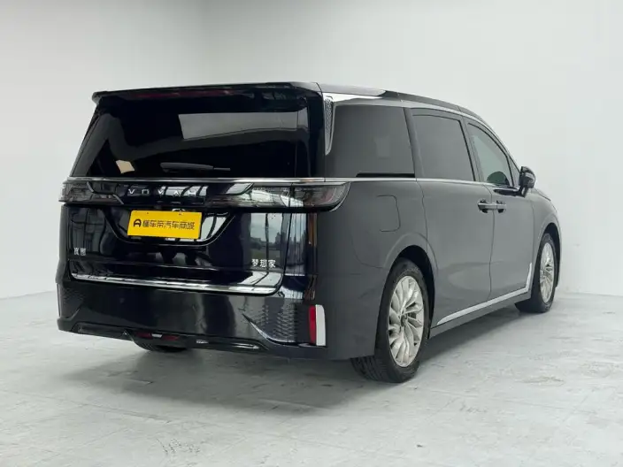 VOYAH Dreamer PHEV 2024 Model Ultra-long Endurance Premium Edition – фото 7