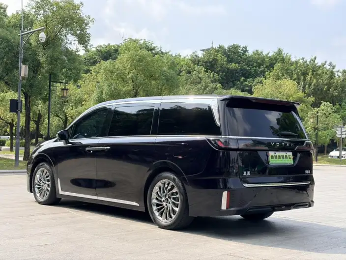 VOYAH Dreamer PHEV 2024 Model Ultra-long Endurance Ultimate Edition – фото 5