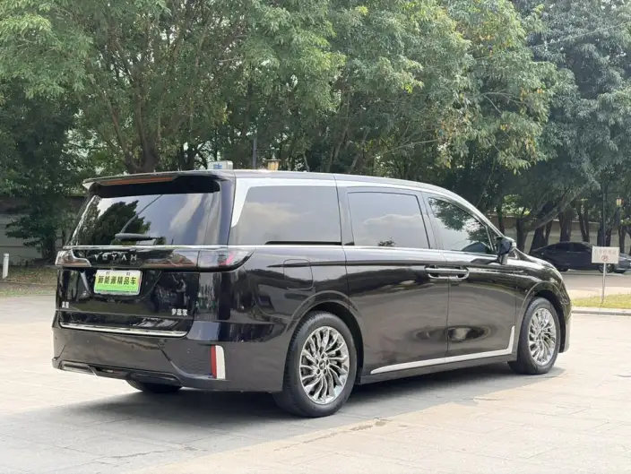 VOYAH Dreamer PHEV 2024 Model Ultra-long Endurance Ultimate Edition – фото 7
