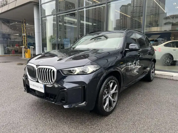 BMW X5 2025 Model xDrive30Li Exclusive Model M Sports Night Set