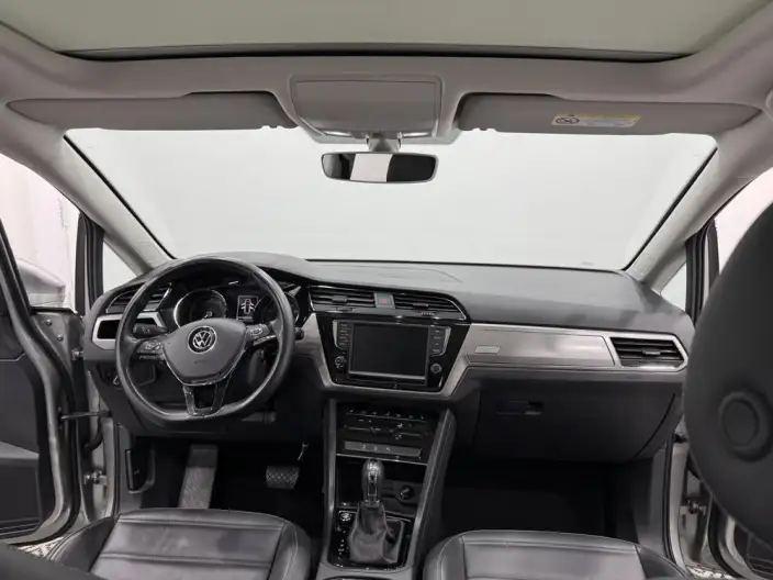 Volkswagen Touran L 2021 Model 280TSI DSG Extension Edition 7 seat – фото 7