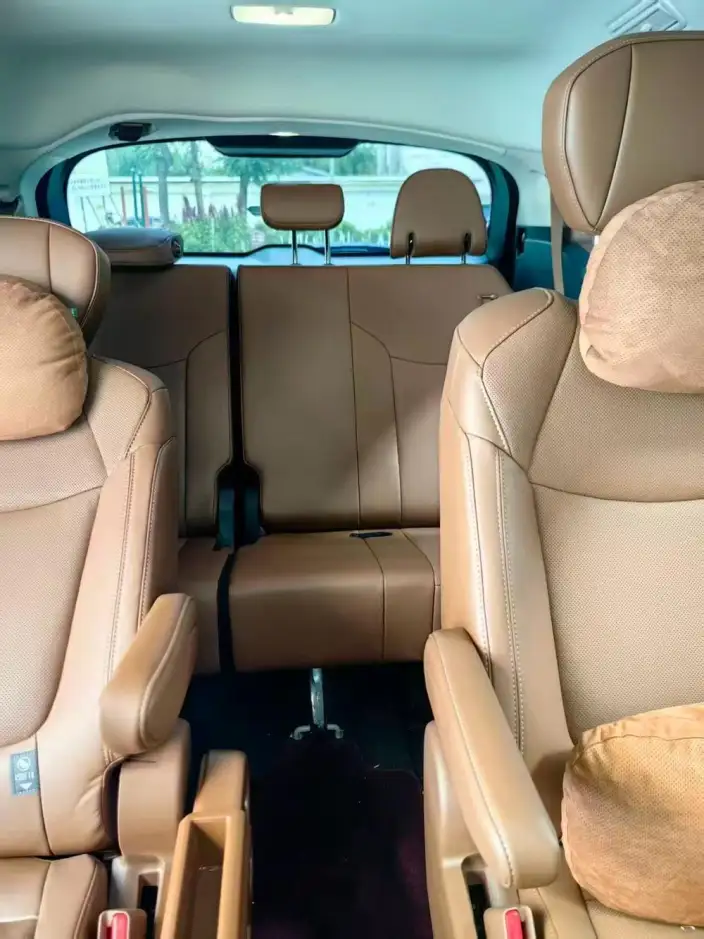 Toyota Sienna 2027 Model Hybrid 2.5L 4WD Premium Edition – фото 7
