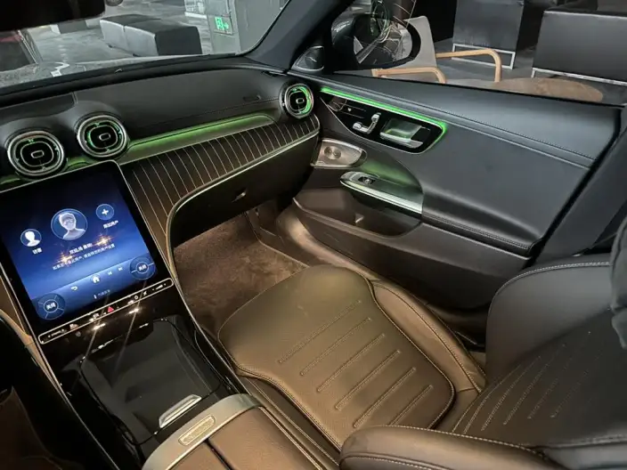 Mercedes-Benz C-Class 2026 Model C 260 L Sports sedan – фото 9