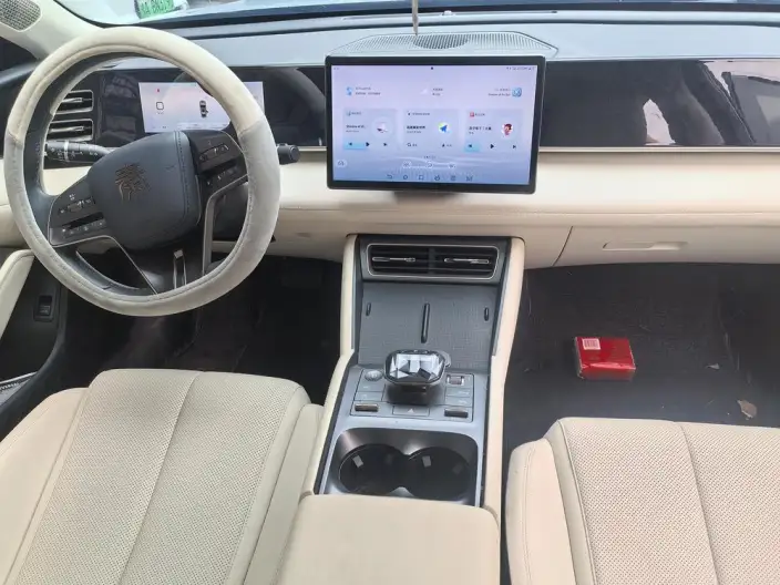 QinL DM 2024 Model DM-i 120KM Leading Model – фото 9