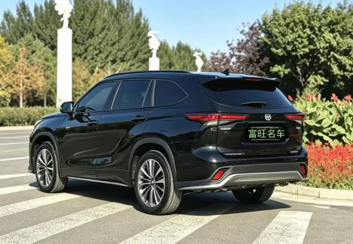 Crown Kluger 2024 Model Intelligent Hybrid 2.5L E-CVT 4WD Ultimate Edition – фото 3
