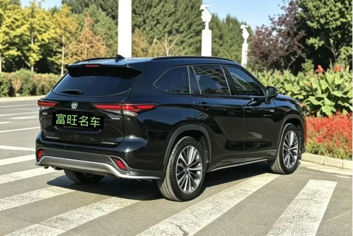 Crown Kluger 2024 Model Intelligent Hybrid 2.5L E-CVT 4WD Ultimate Edition – фото 5