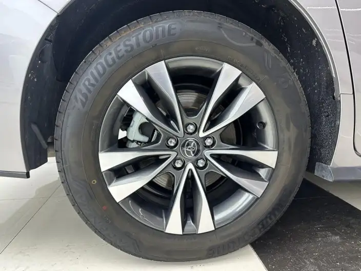 Granvia 2026 Model Intelligent Hybrid 2.5L 4WD Noble PLUS Edition – фото 7