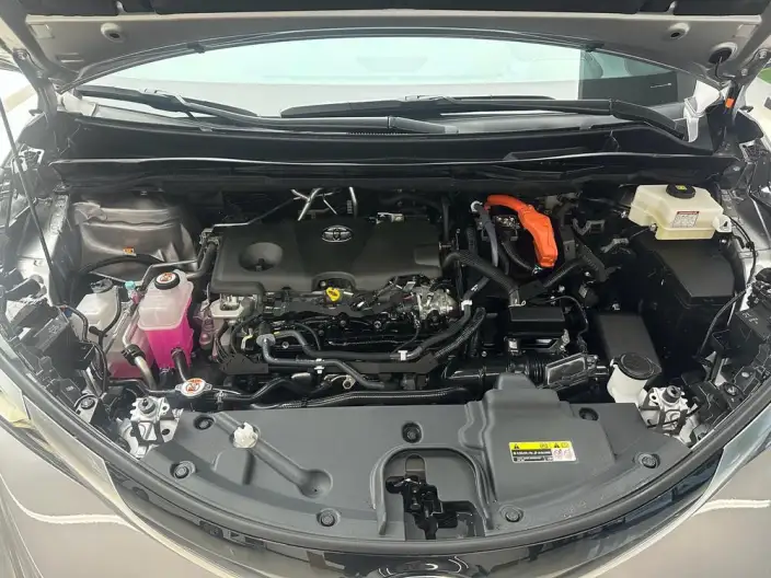 Granvia 2026 Model Intelligent Hybrid 2.5L 4WD Noble PLUS Edition – фото 8
