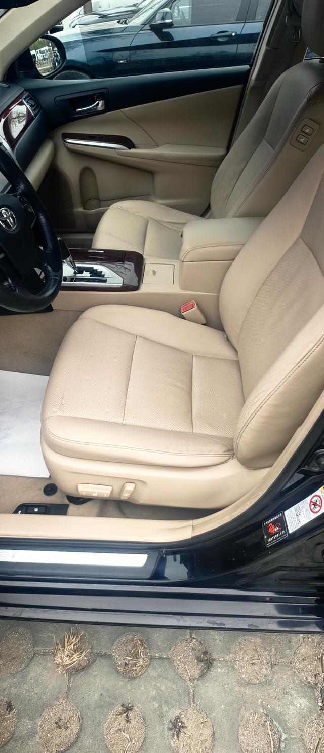 Toyota Camry 2013 2.5G Comfort – фото 9