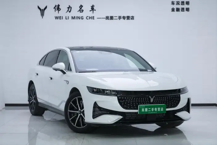 VOYAH Pursuit PHEV 2024 Model Ultra-long Endurance 4WD Executive Edition – фото 3