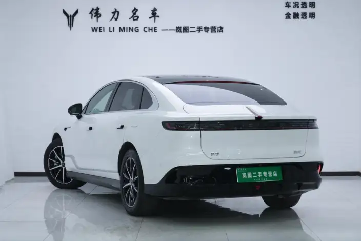 VOYAH Pursuit PHEV 2024 Model Ultra-long Endurance 4WD Executive Edition – фото 4
