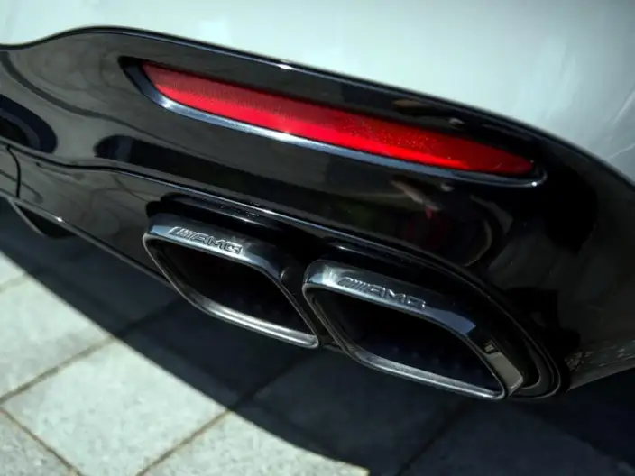 Mercedes-Benz SL-Class AMG 2024 Model AMG SL 63 4MATIC+ – фото 6