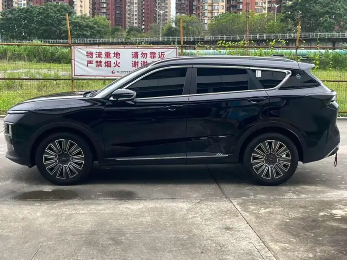 Jetour X70 PLUS 2025 Model 1.5T 6DCT Deluxe Edition 5 seat – фото 3