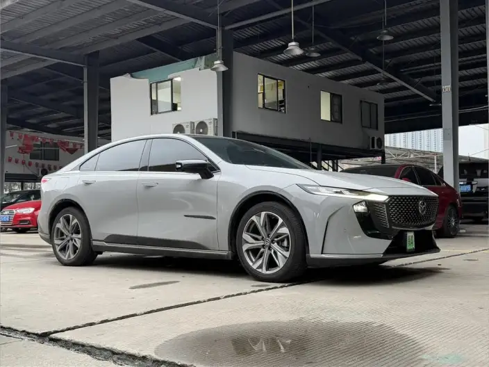 **Mazda EZ-6** 2024 Model Extended Range 200 – фото 3