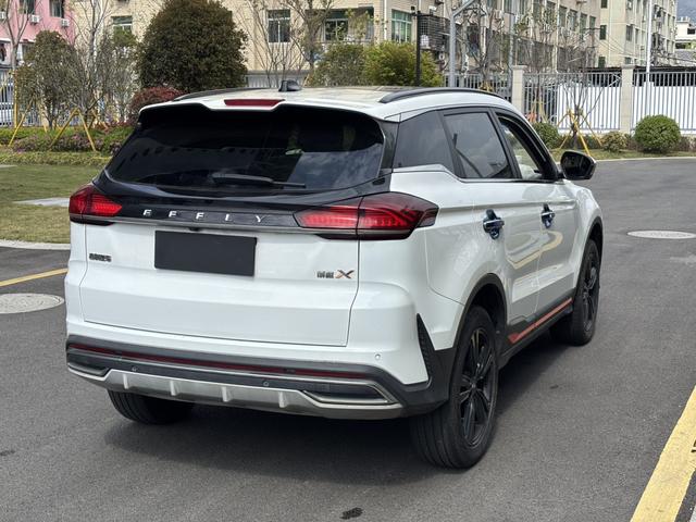 Geely Boyue 2022 Boyue X 1.8TD DCT Zhizun – фото 5