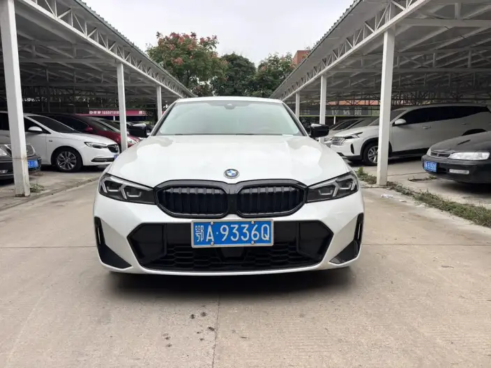 BMW 3 Series 2025 Model 330Li M Sports Night Set – фото 2