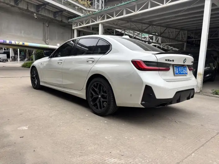 BMW 3 Series 2025 Model 330Li M Sports Night Set – фото 4
